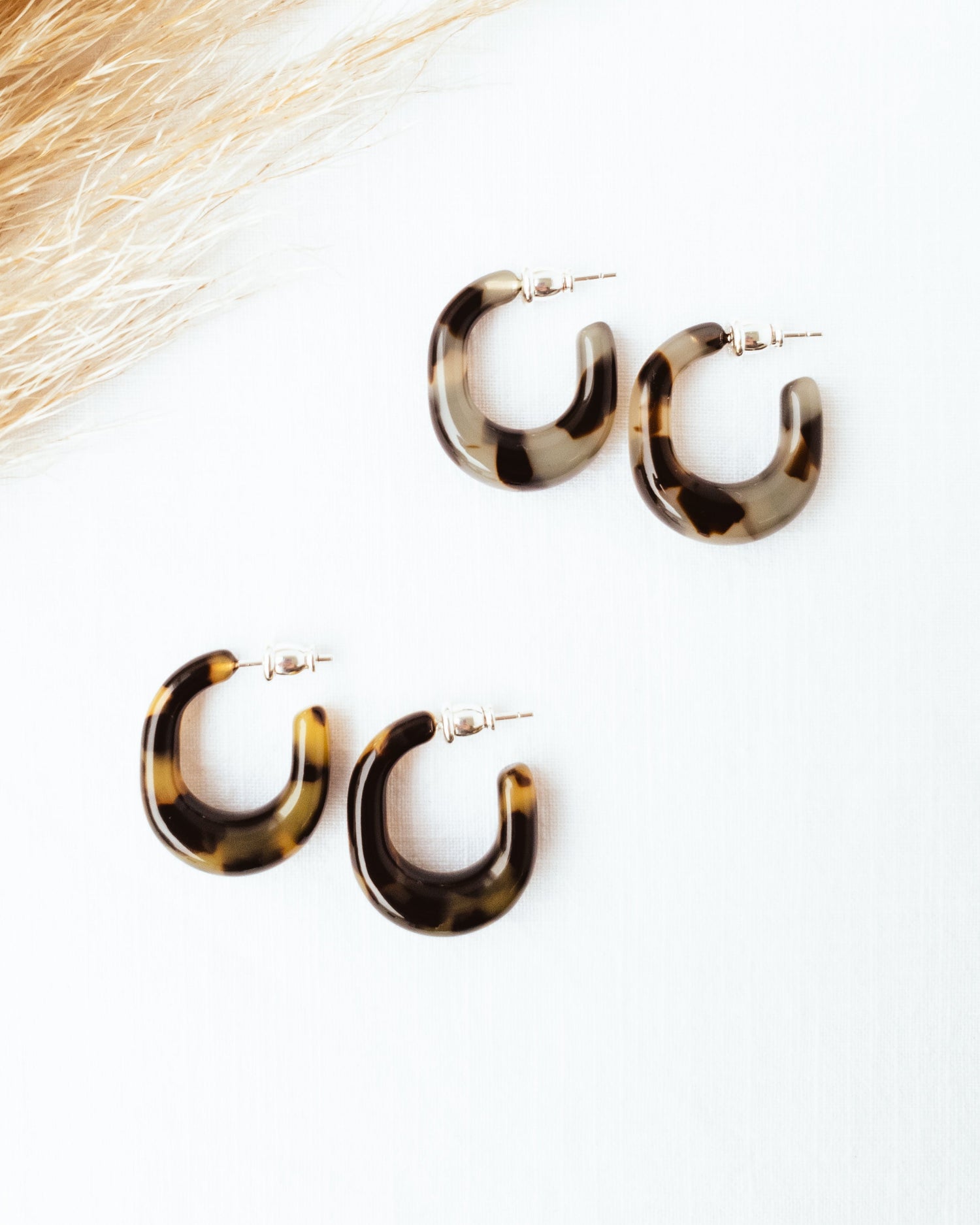 Eco Torti Oval Hoops - Blonde